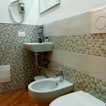 Elvi Casa de hóspedes La Spezia