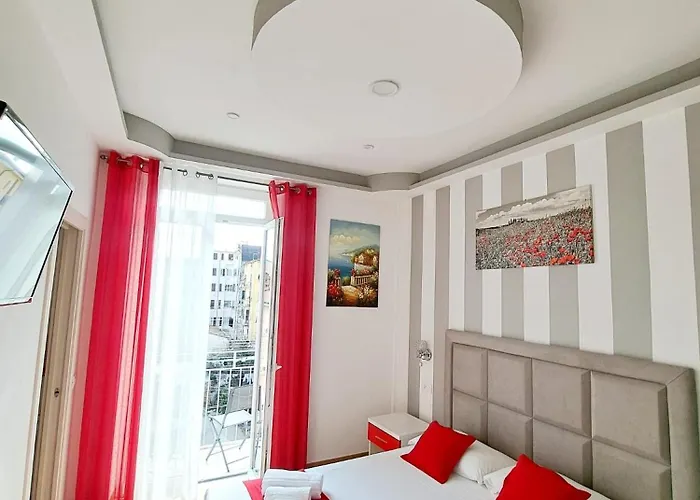 بيت ضيافة Elvi 4*