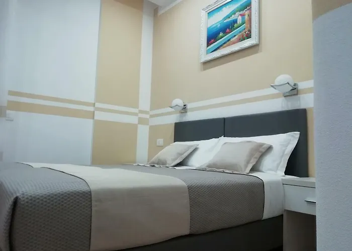 Elvi 4* لا سبيتسْيا