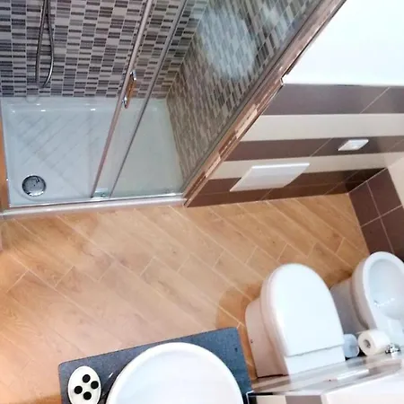 ゲストハウス Elvi ラ・スペツィア